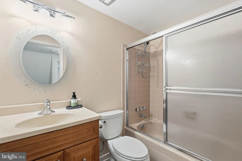 2202 JESTER COURT Reston, VA 20191
