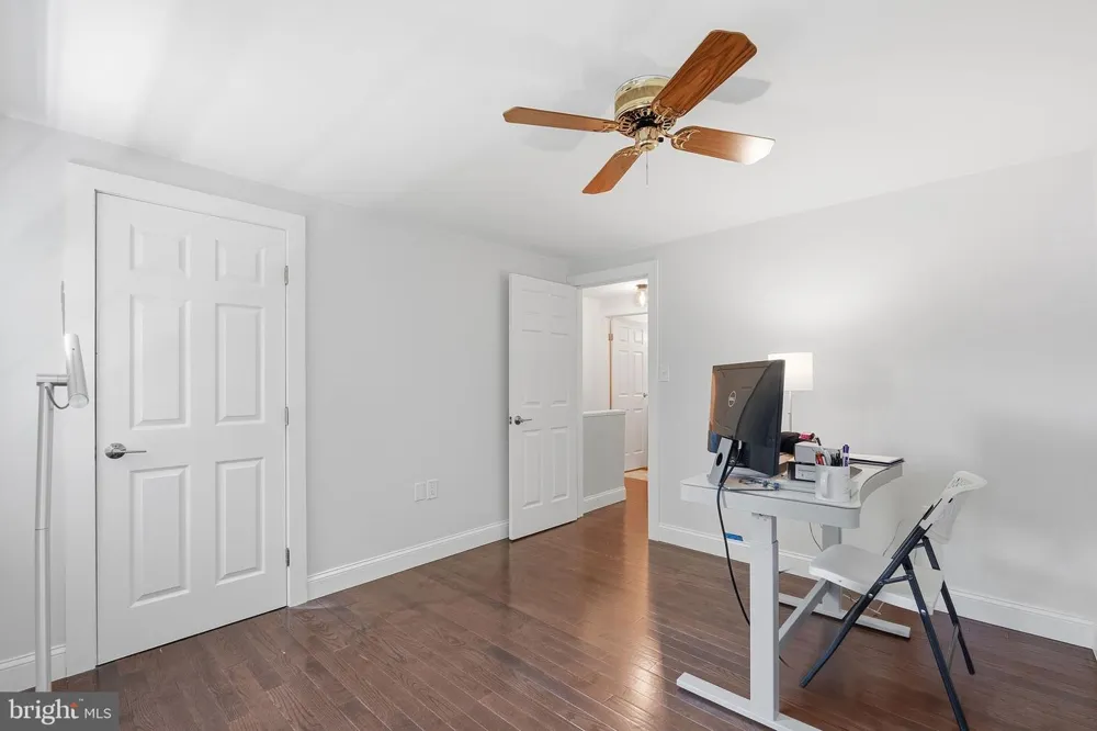 2202 JESTER COURT Reston, VA 20191