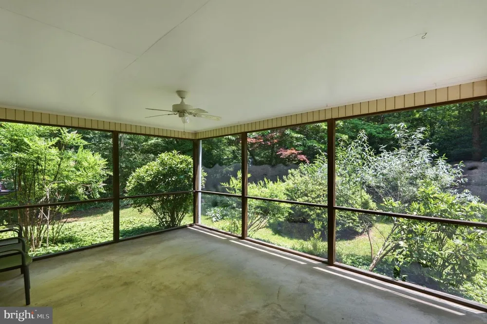 2202 JESTER COURT Reston, VA 20191