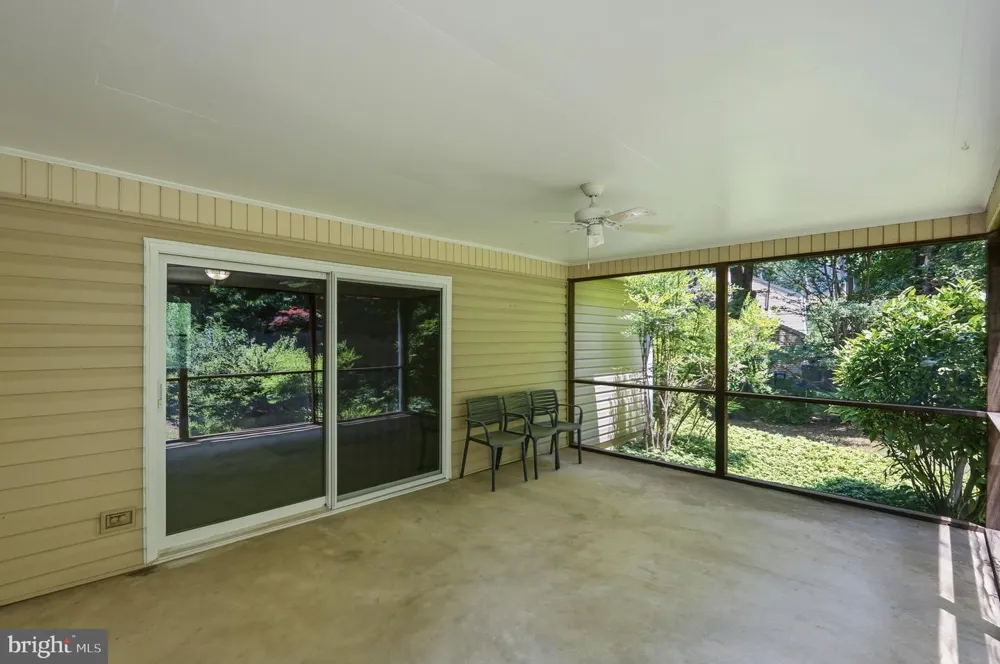2202 JESTER COURT Reston, VA 20191