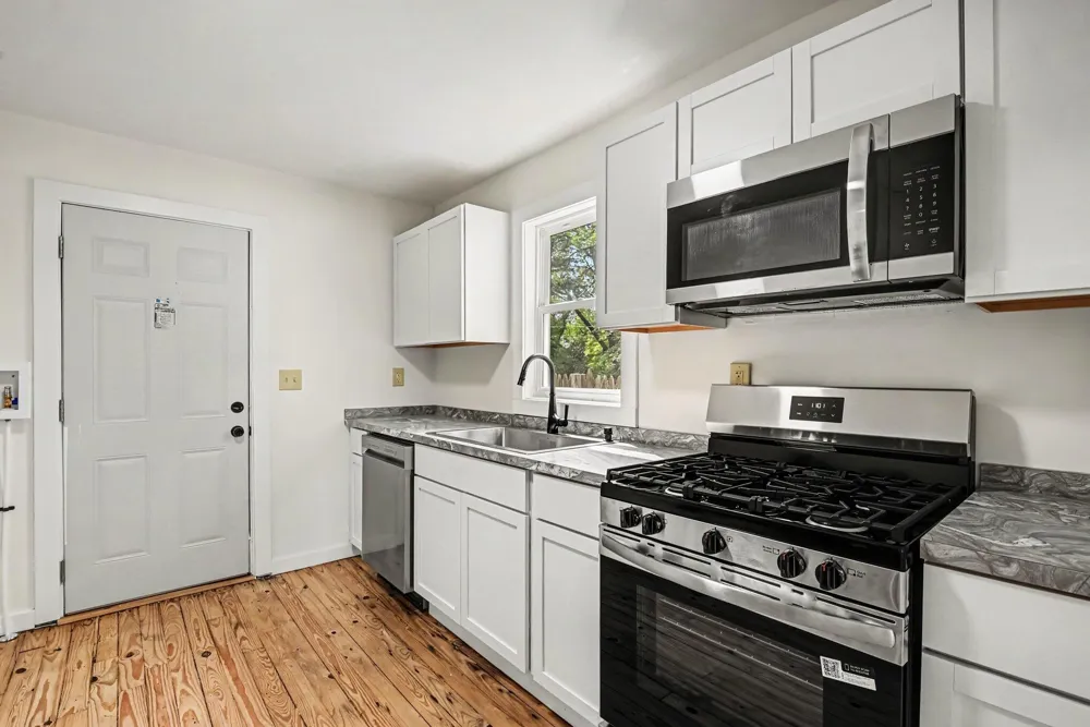 2304 Dyson Street Muskegon Heights, MI 49444