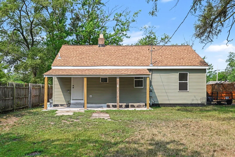2304 Dyson Street Muskegon Heights, MI 49444
