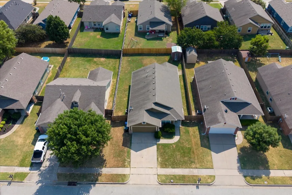 2709 20th Street Broken Arrow, OK 74012