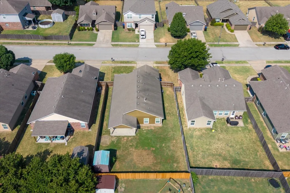 2709 20th Street Broken Arrow, OK 74012
