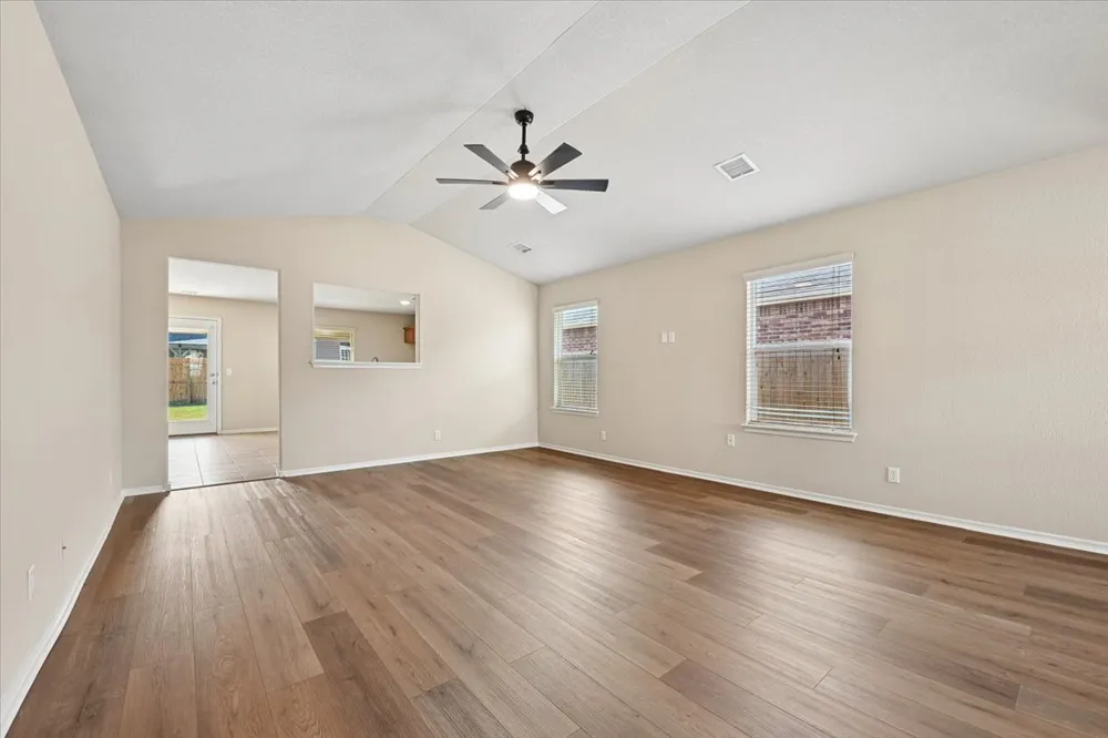 2709 20th Street Broken Arrow, OK 74012