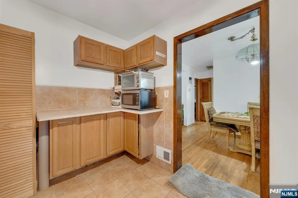 48 Doherty Drive Clifton, NJ 07013