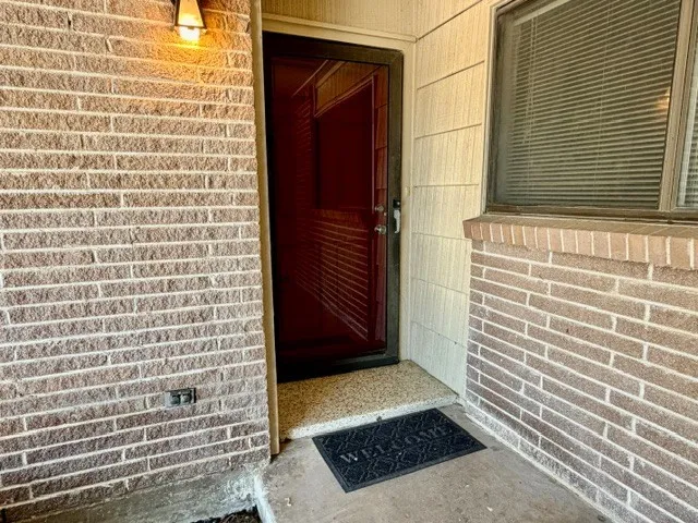 801 Kingswood Avenue Richardson, TX 75080