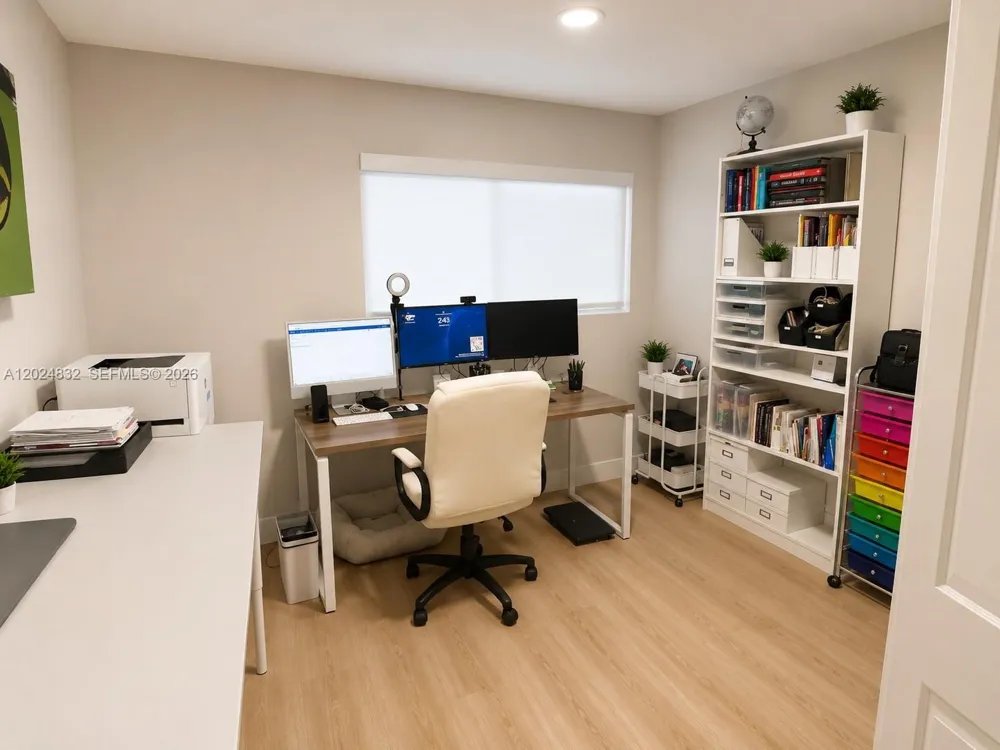 6538 NW 170th Ln Hialeah, FL 33015
