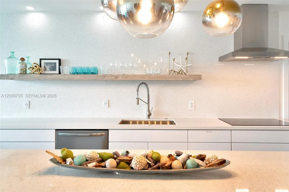 4001 S Ocean Dr #14H Hollywood, FL 33019