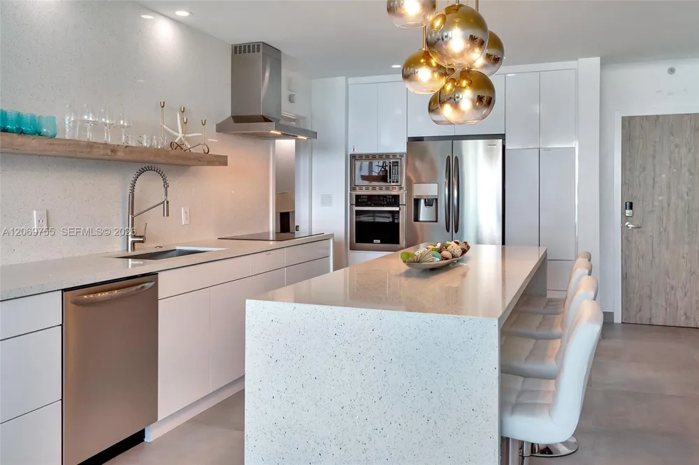 4001 S Ocean Dr #14H Hollywood, FL 33019