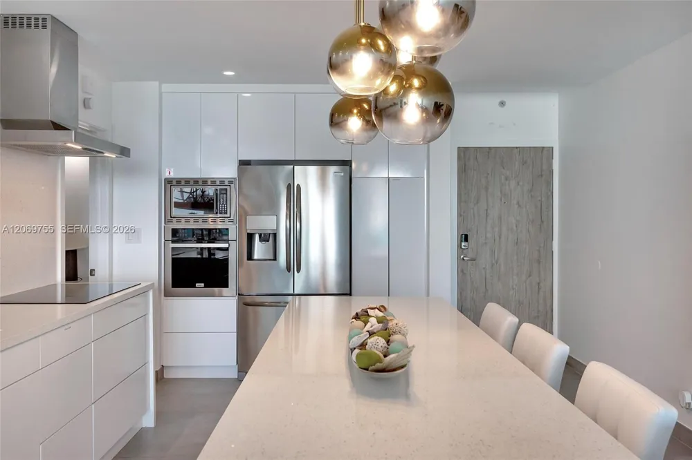4001 S Ocean Dr #14H Hollywood, FL 33019