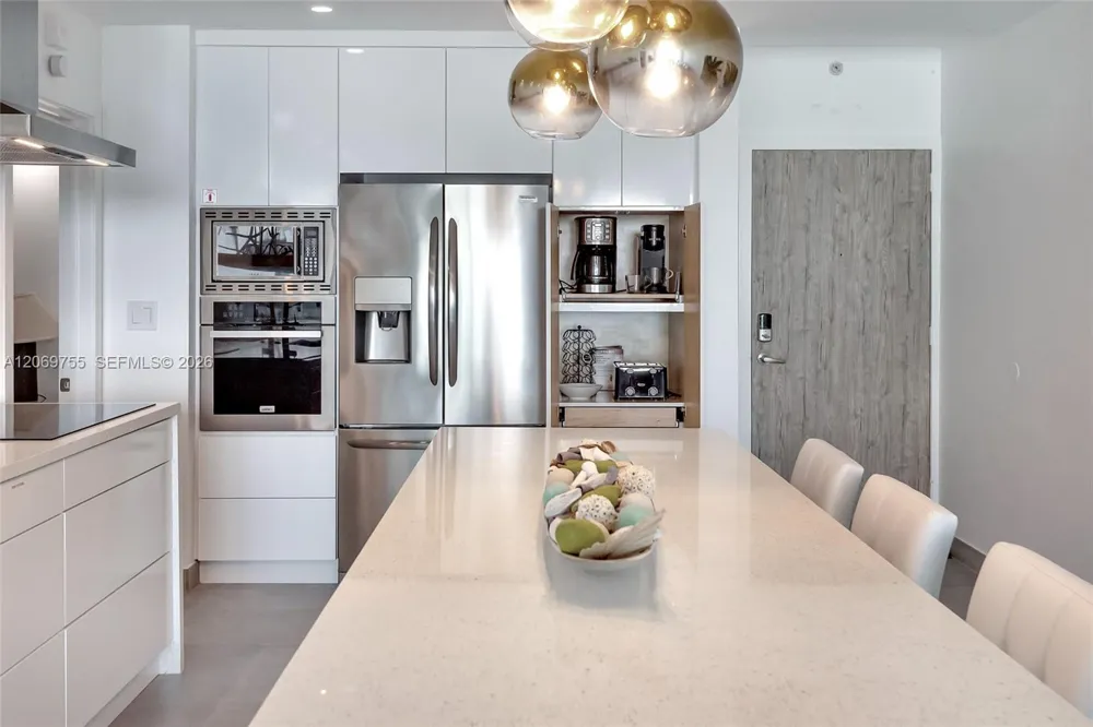 4001 S Ocean Dr #14H Hollywood, FL 33019