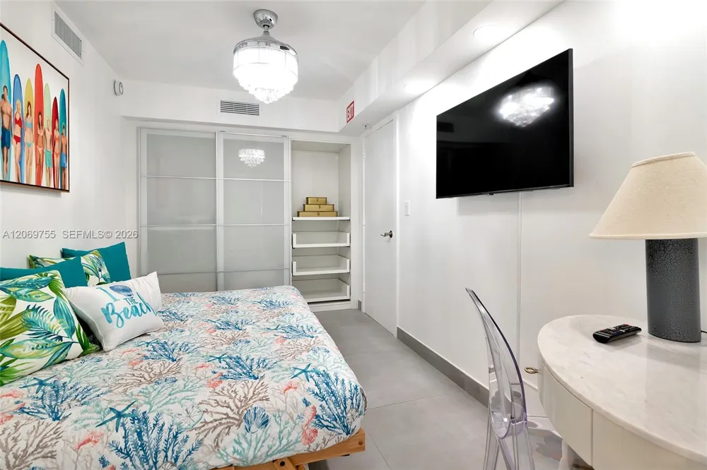 4001 S Ocean Dr #14H Hollywood, FL 33019