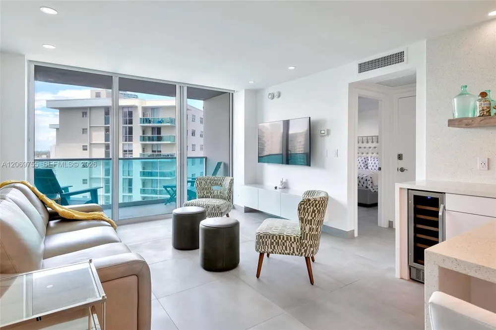 4001 S Ocean Dr #14H Hollywood, FL 33019