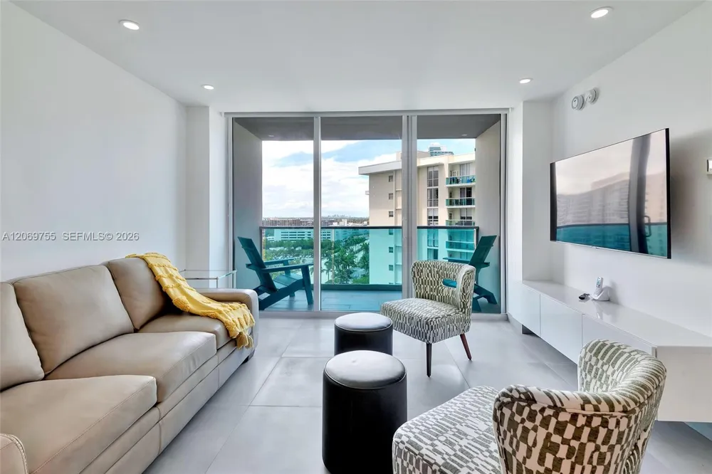 4001 S Ocean Dr #14H Hollywood, FL 33019