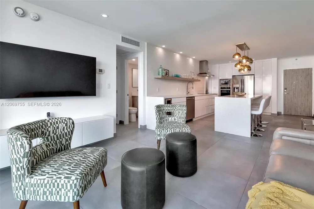4001 S Ocean Dr #14H Hollywood, FL 33019