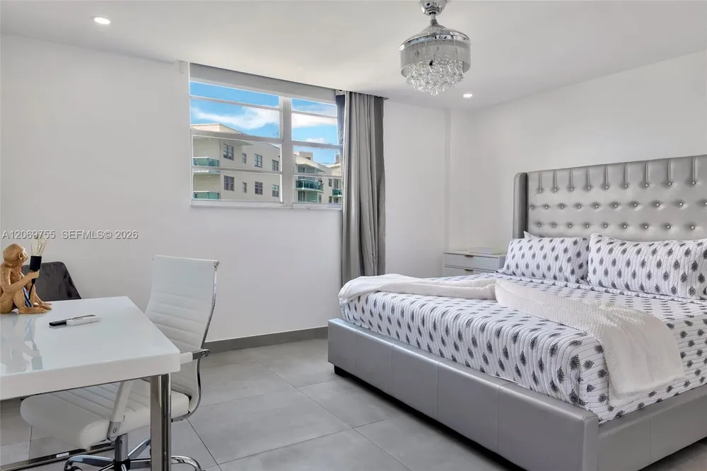 4001 S Ocean Dr #14H Hollywood, FL 33019
