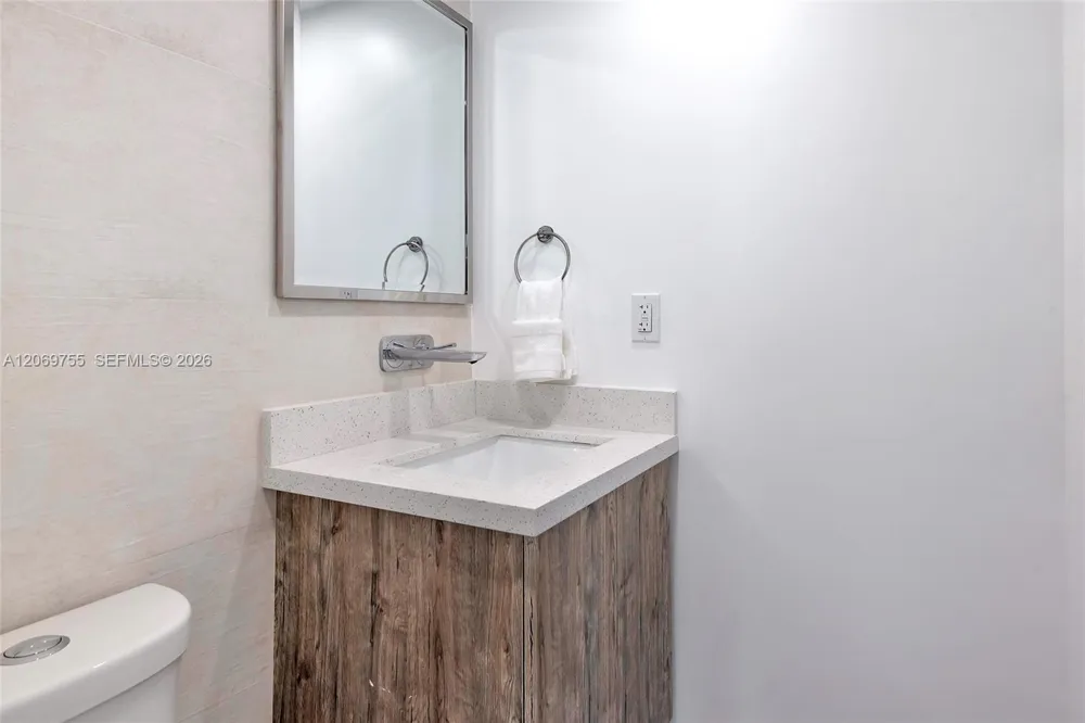 4001 S Ocean Dr #14H Hollywood, FL 33019