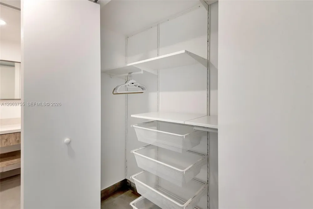 4001 S Ocean Dr #14H Hollywood, FL 33019