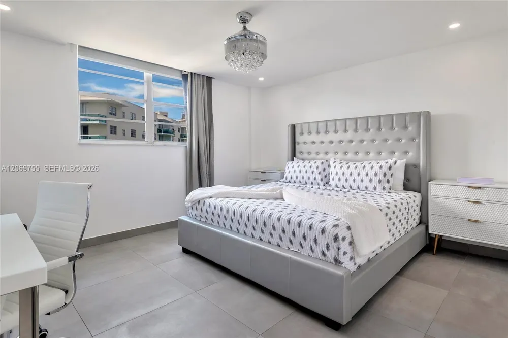 4001 S Ocean Dr #14H Hollywood, FL 33019