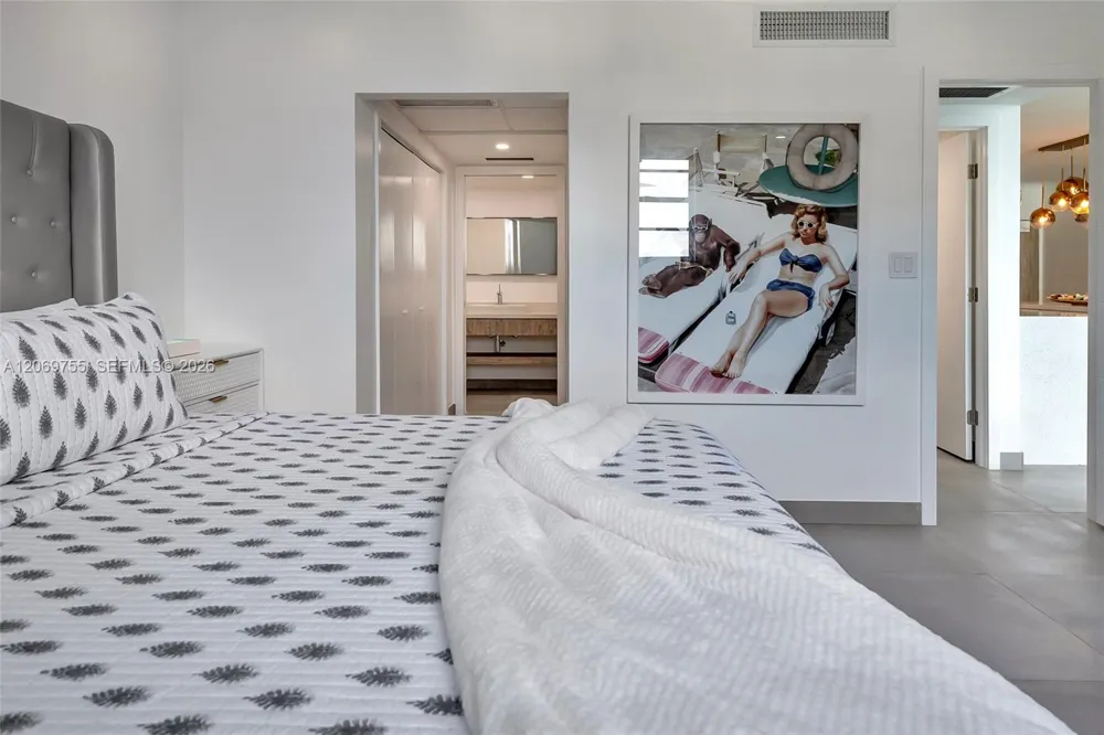 4001 S Ocean Dr #14H Hollywood, FL 33019