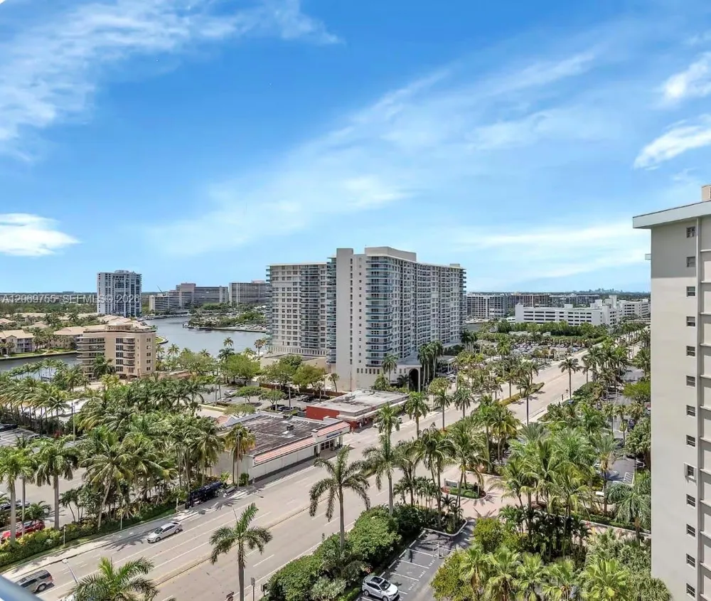 4001 S Ocean Dr #14H Hollywood, FL 33019
