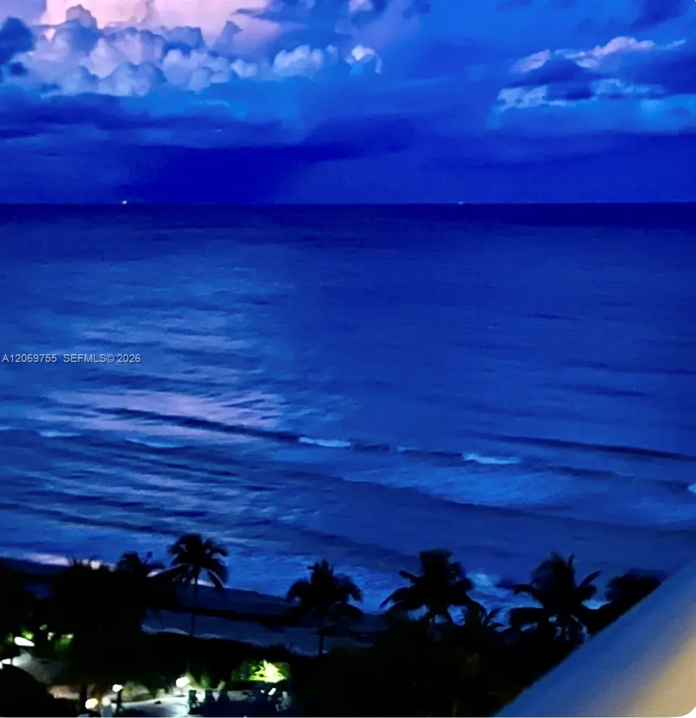 4001 S Ocean Dr #14H Hollywood, FL 33019