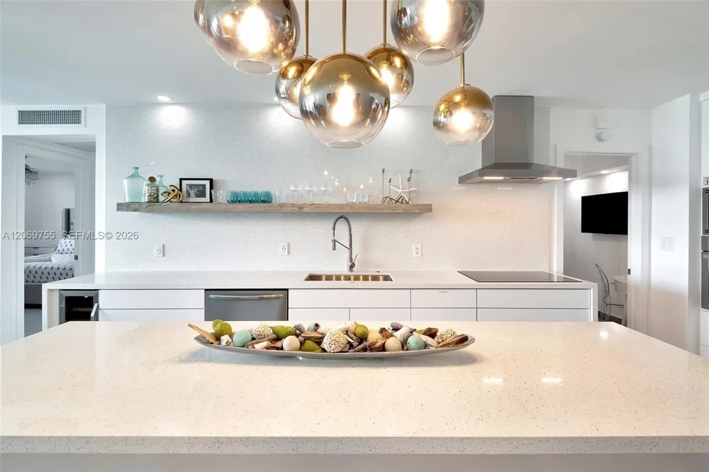 4001 S Ocean Dr #14H Hollywood, FL 33019