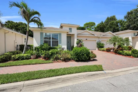 7414 OAKRIDGE PLACE