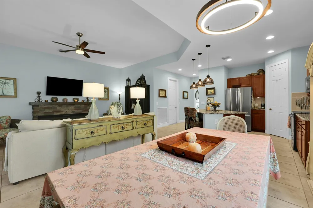 7414 OAKRIDGE PLACE Vero Beach, FL 32966