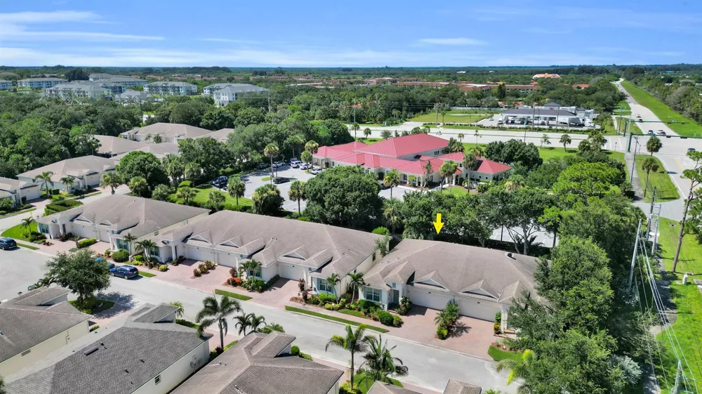 7414 OAKRIDGE PLACE Vero Beach, FL 32966