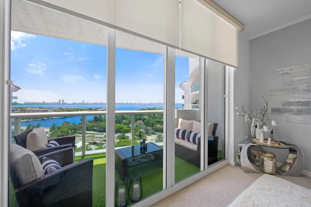 7900 HARBOR ISLAND DRIVE #1517 North Bay Village, FL 33141