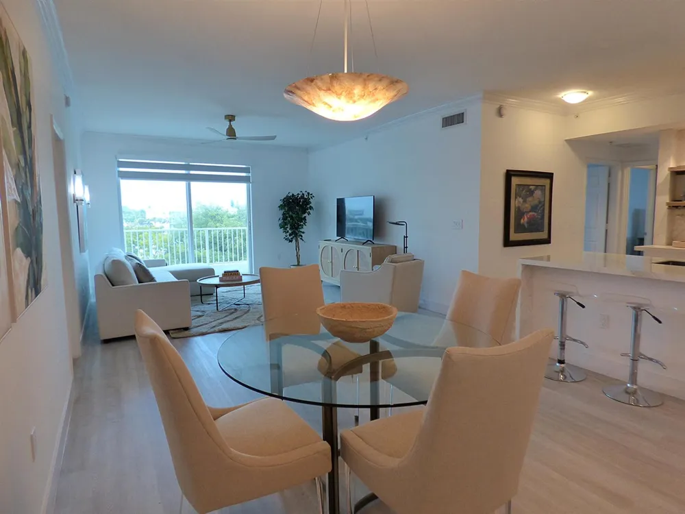 802 W WINDWARD WAY #303 Lantana, FL 33462