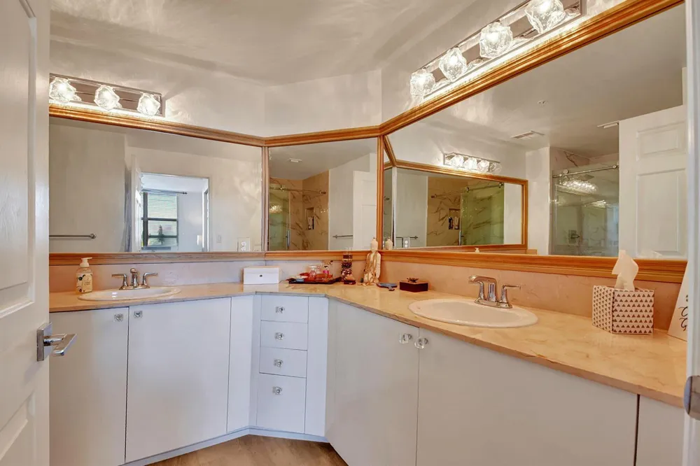 802 W WINDWARD WAY #303 Lantana, FL 33462