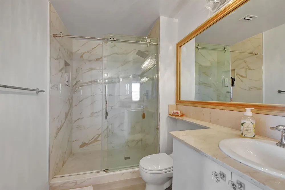 802 W WINDWARD WAY #303 Lantana, FL 33462
