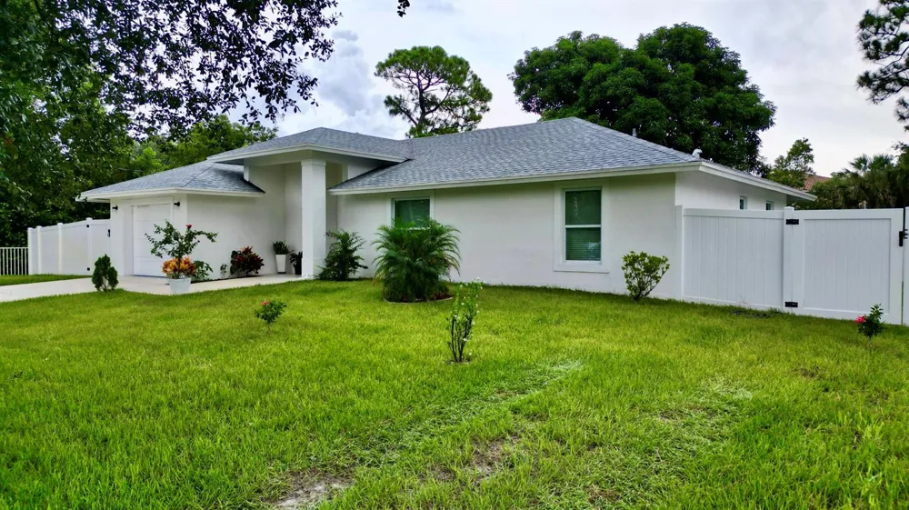 6539 Alexander Road West Palm Beach, FL 33413