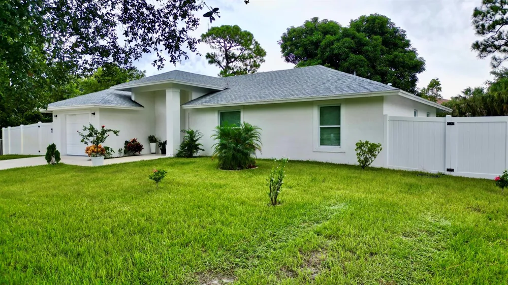 6539 Alexander Road West Palm Beach, FL 33413