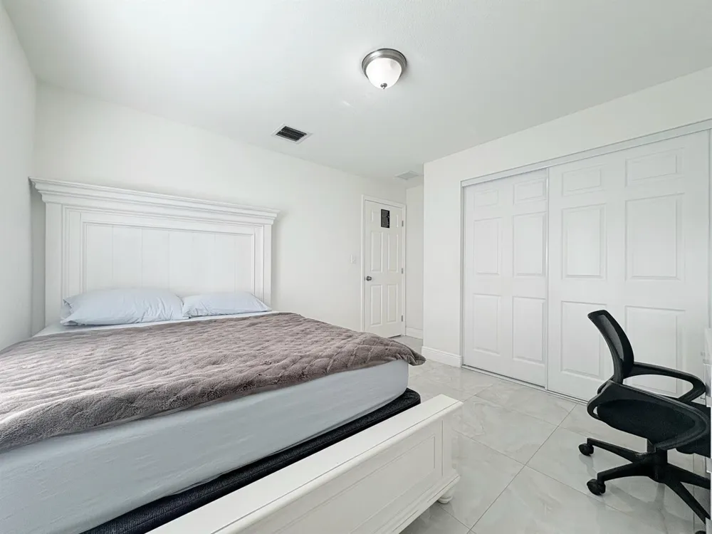 6539 Alexander Road West Palm Beach, FL 33413