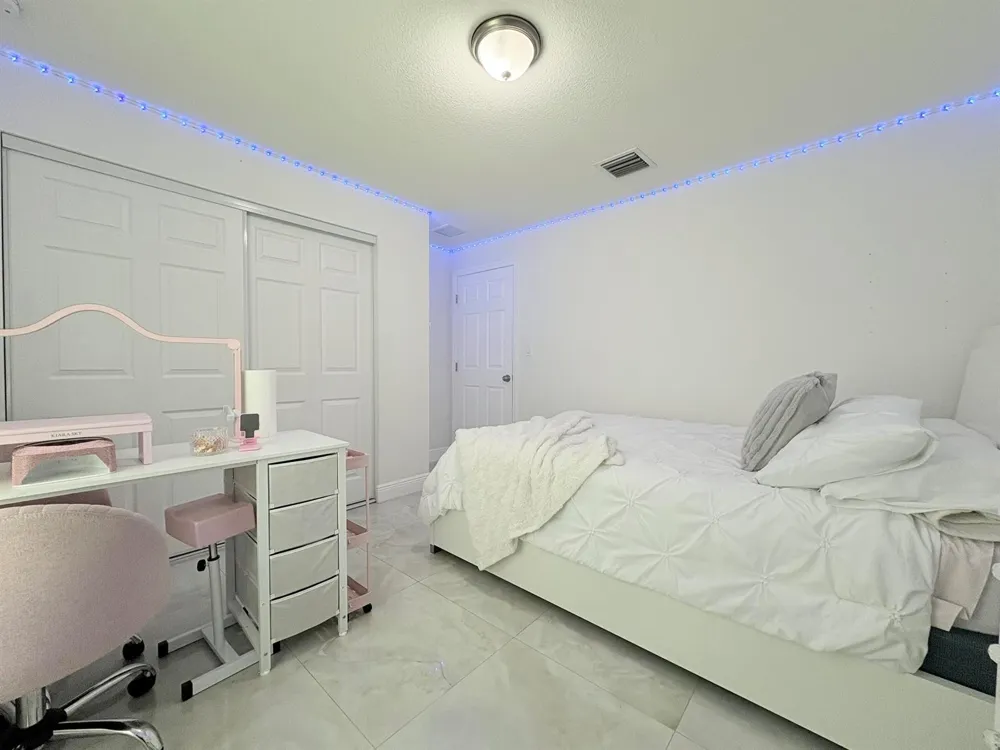 6539 Alexander Road West Palm Beach, FL 33413