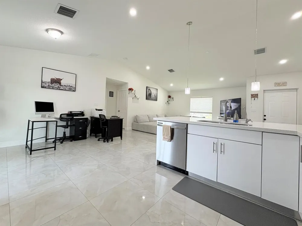 6539 Alexander Road West Palm Beach, FL 33413