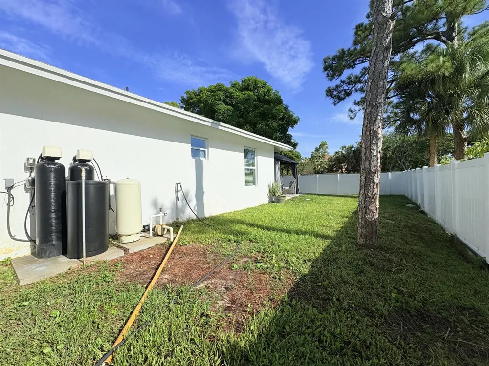 6539 Alexander Road West Palm Beach, FL 33413