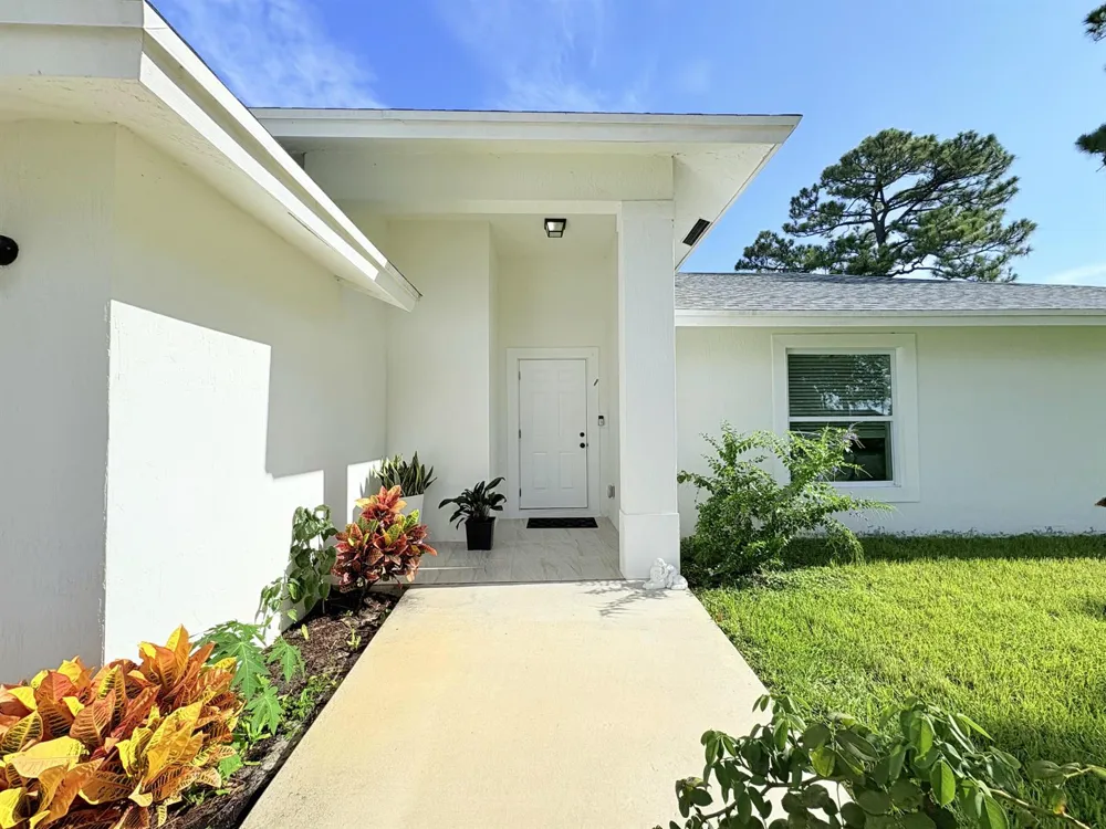 6539 Alexander Road West Palm Beach, FL 33413