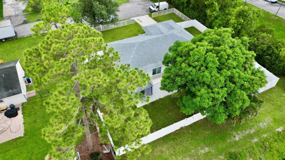 6539 Alexander Road West Palm Beach, FL 33413