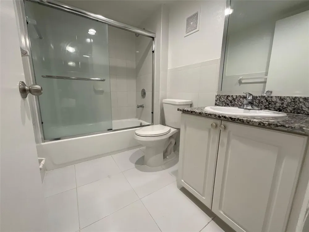 19455 NE 10 AVENUE #2-104 North Miami Beach, FL 33179