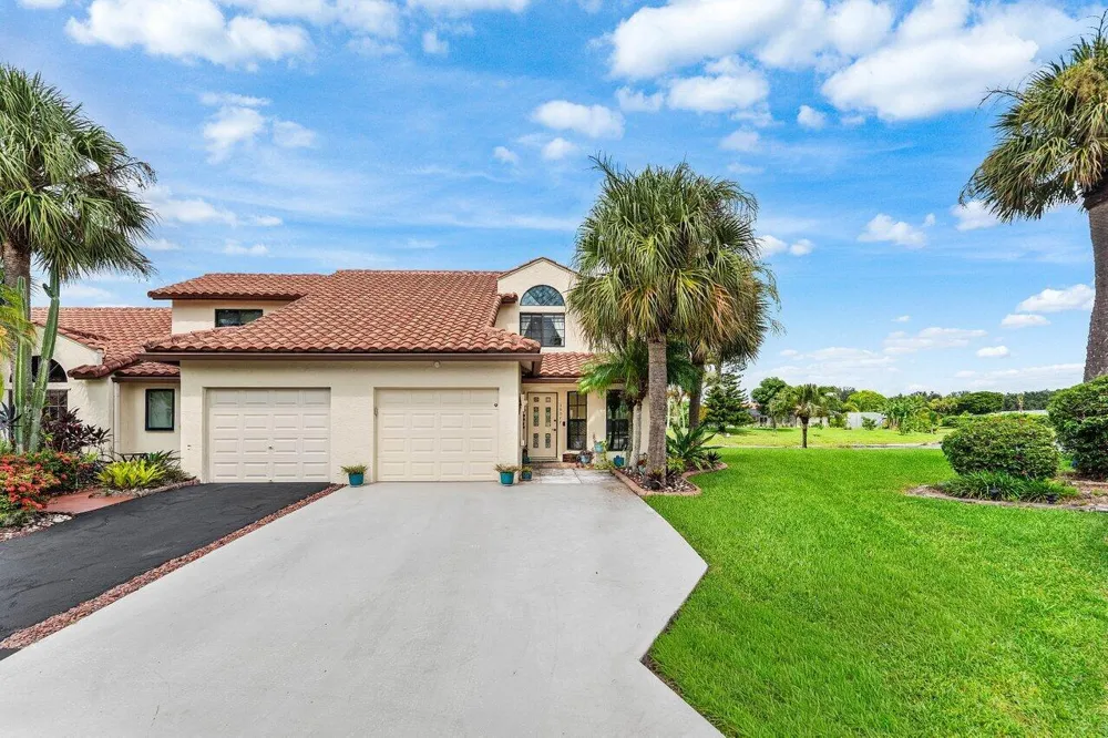 18577 Woodstream Drive Boca Raton, FL 33498