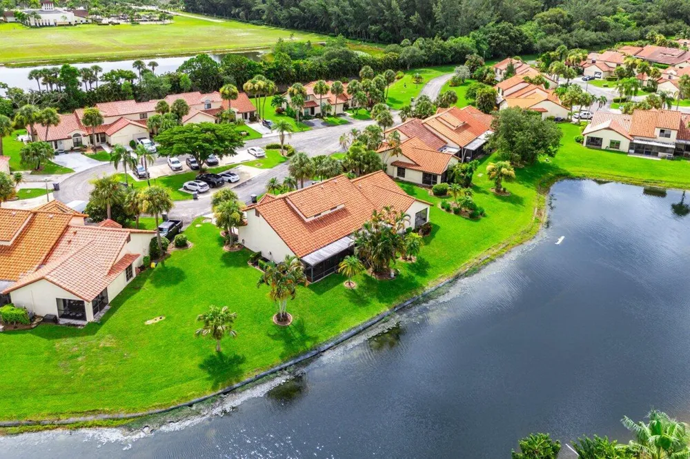 18577 Woodstream Drive Boca Raton, FL 33498