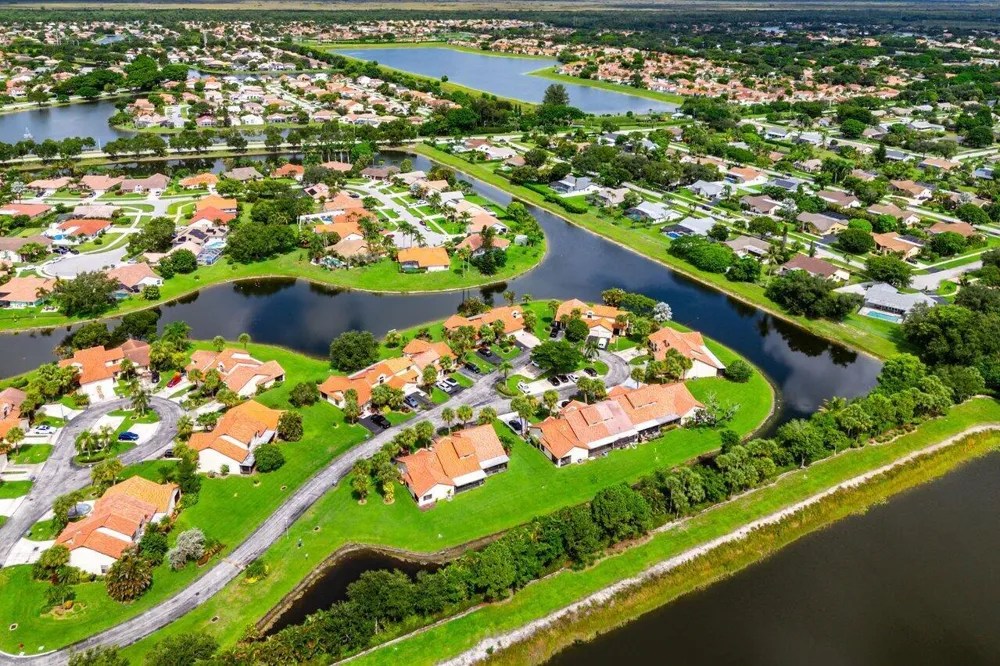 18577 Woodstream Drive Boca Raton, FL 33498