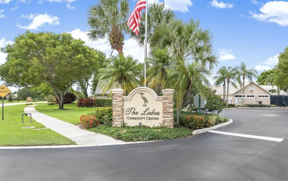18577 Woodstream Drive Boca Raton, FL 33498
