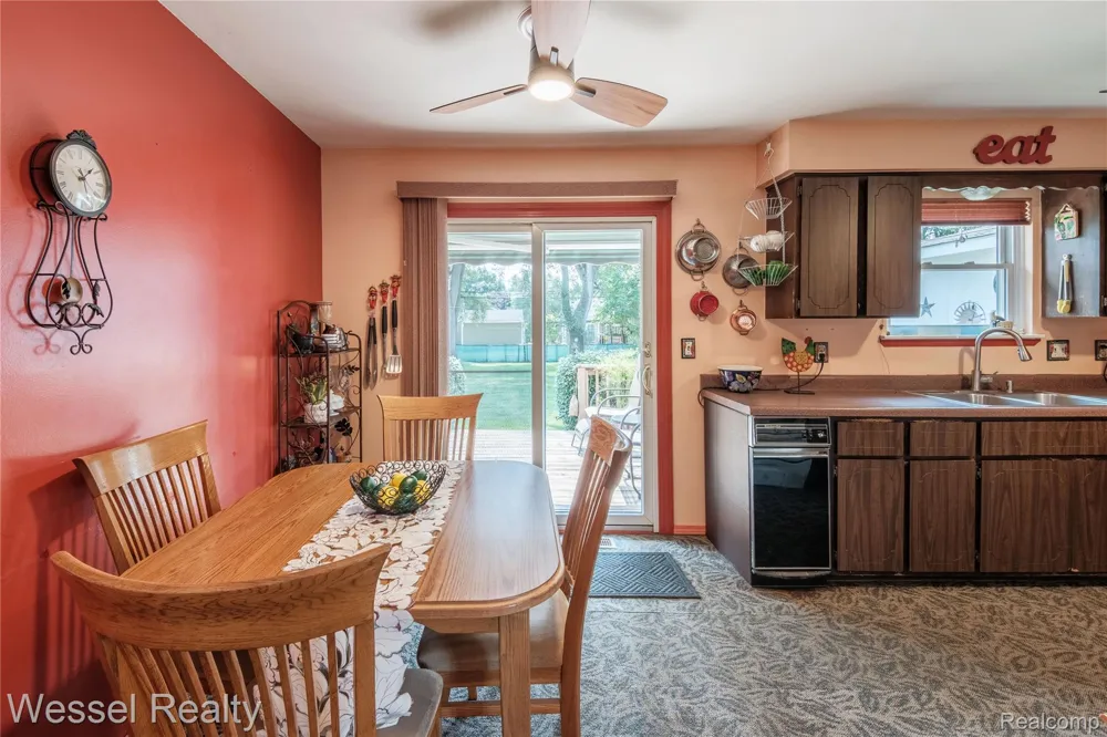 2444 Howe Street Shelby Charter Township, MI 48317