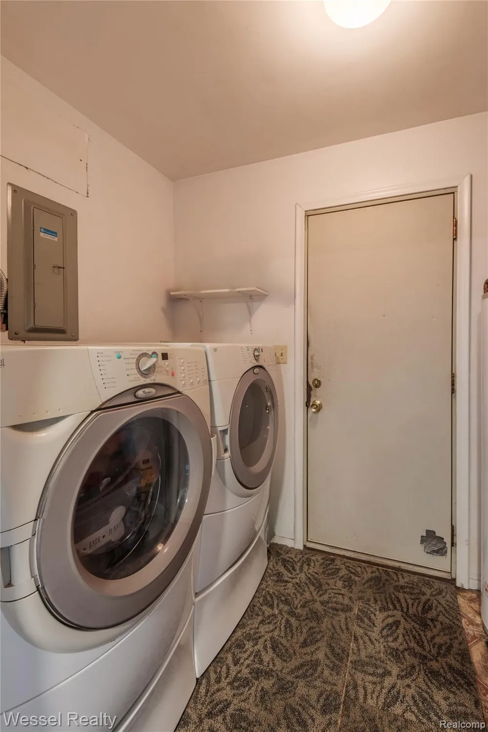 2444 Howe Street Shelby Charter Township, MI 48317